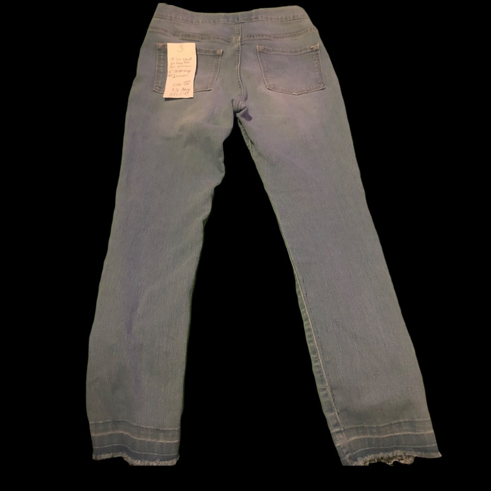 Old Navy Skinny Crop jeans XXL (16) never worn color is pic 5